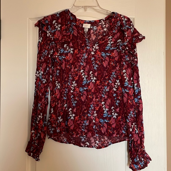 Women’s Blouse - Picture 1 of 6